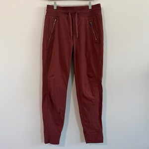 Athleta Trekkie North Jogger Rust Women’s Performance Pants Size 2